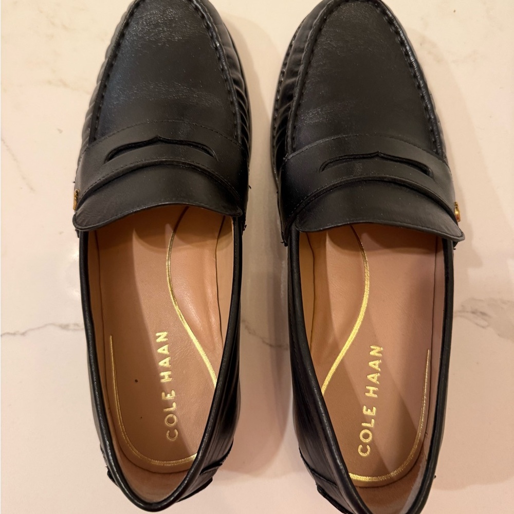 Cole Haan Black Leather Penny Loafers 6.5